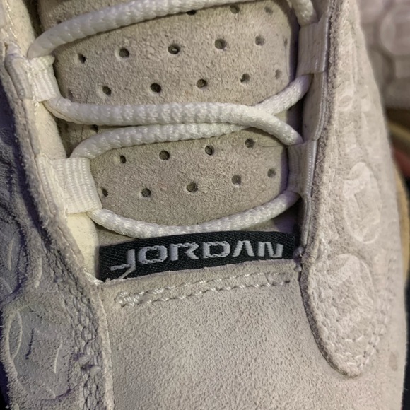 NIKE RETRO JORDAN 13- CHINESE NEW YEAR 2020 SPECIAL COIN DESIGN (CW4409-100) - Picture 12 of 16